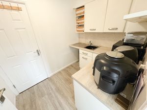 Photo 15- click for photo gallery